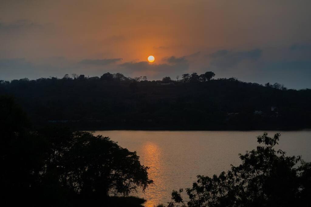 Lake View Villa Gandaulim ภายนอก รูปภาพ