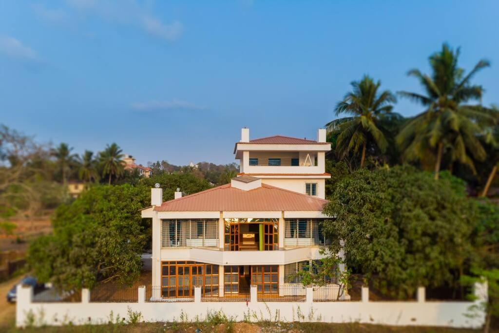 Lake View Villa Gandaulim ภายนอก รูปภาพ